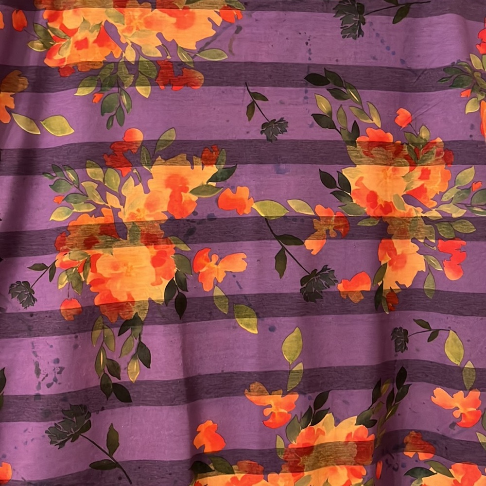 LulaRoe Cassie Pencil Skirt Purple & Black Stripe Floral Size 2X - Picture 2 of 3